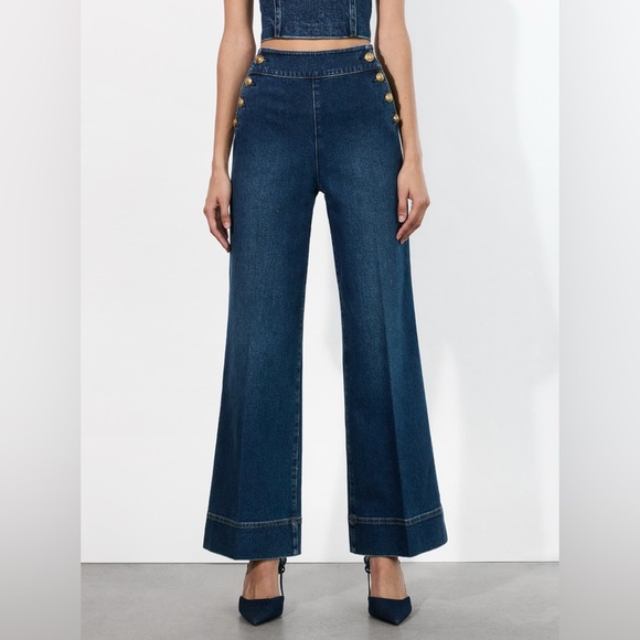 Alice + Olivia Denim - Alice + Olivia Blue Flare Jeans Size 25